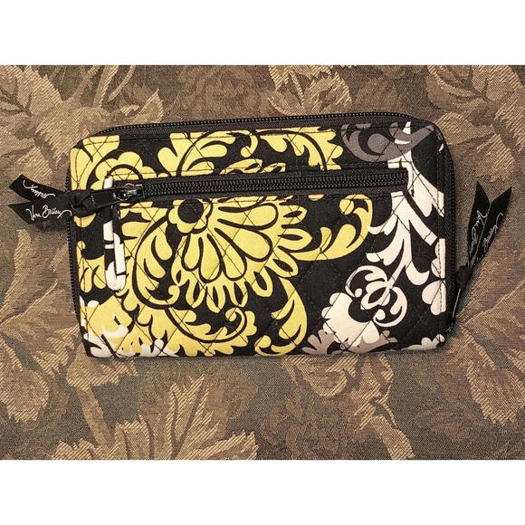 Vera Bradley Turn Lock 7.5"x4.7" 10 Card Wallet Baroque 2 Zip Compartments - Picture 2 of 4